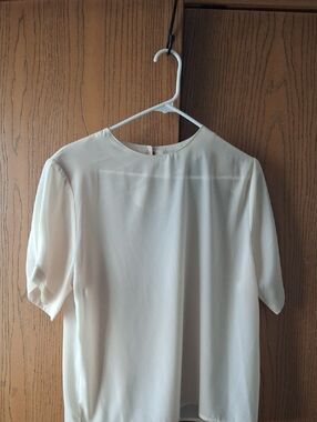 Elegant Cream Short-Sleeve Blouse — Lightweight Everyday Top